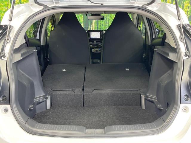 アクア X 純正ディスプレイオーディオ 衝突軽減システム レーダークルーズ 禁煙車 コーナーセンサー スマートキー LEDヘッド ビルトインETC オートハイビーム 車線逸脱警報 オートライト Bluetooth(10枚目)