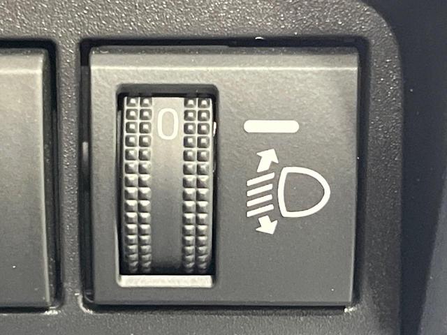 アクア X 純正ディスプレイオーディオ 衝突軽減システム レーダークルーズ 禁煙車 コーナーセンサー スマートキー LEDヘッド ビルトインETC オートハイビーム 車線逸脱警報 オートライト Bluetooth(25枚目)