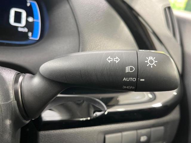 アクア X 純正ディスプレイオーディオ 衝突軽減システム レーダークルーズ 禁煙車 コーナーセンサー スマートキー LEDヘッド ビルトインETC オートハイビーム 車線逸脱警報 オートライト Bluetooth(28枚目)