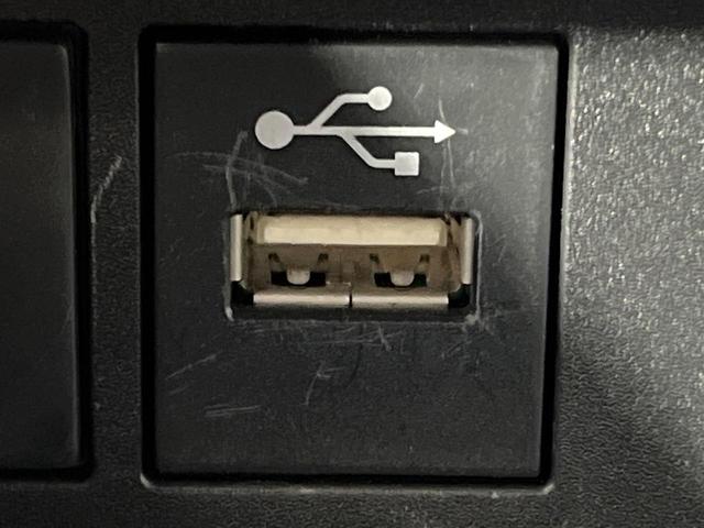 アクア X 純正ディスプレイオーディオ 衝突軽減システム レーダークルーズ 禁煙車 コーナーセンサー スマートキー LEDヘッド ビルトインETC オートハイビーム 車線逸脱警報 オートライト Bluetooth(36枚目)