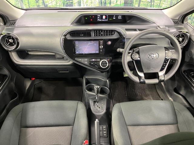 アクア Sスタイルブラック 純正SDナビ バックカメラ 衝突被害軽減システム 禁煙車 コーナーセンサー ビルトインETC オートハイビーム オートライト オートエアコン Bluetooth フルセグ(2枚目)