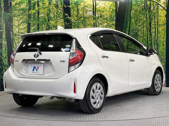 アクア Sスタイルブラック 純正SDナビ バックカメラ 衝突被害軽減システム 禁煙車 コーナーセンサー ビルトインETC オートハイビーム オートライト オートエアコン Bluetooth フルセグ(17枚目)