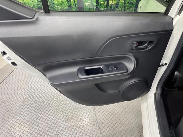 アクア Sスタイルブラック 純正SDナビ バックカメラ 衝突被害軽減システム 禁煙車 コーナーセンサー ビルトインETC オートハイビーム オートライト オートエアコン Bluetooth フルセグ(47枚目)