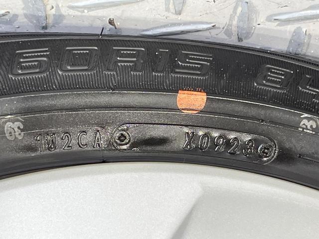 アクア Sスタイルブラック 純正SDナビ バックカメラ 衝突被害軽減システム 禁煙車 コーナーセンサー ビルトインETC オートハイビーム オートライト オートエアコン Bluetooth フルセグ(57枚目)