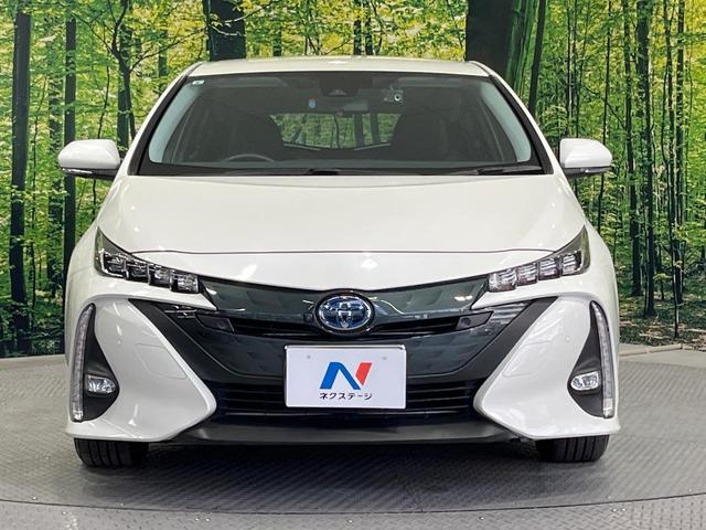 プリウスPHV Sセーフティパッケージ 純正SDナビ 全周囲カメラ 衝突被害軽減システム レーダークルーズ 禁煙車 ドラレコ コーナーセンサー スマートキー LEDヘッド ビルトインETC オートハイビーム 車線逸脱警報 オートライト(14枚目)