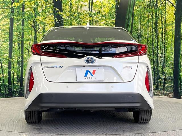 プリウスPHV Sセーフティパッケージ 純正SDナビ 全周囲カメラ 衝突被害軽減システム レーダークルーズ 禁煙車 ドラレコ コーナーセンサー スマートキー LEDヘッド ビルトインETC オートハイビーム 車線逸脱警報 オートライト(15枚目)