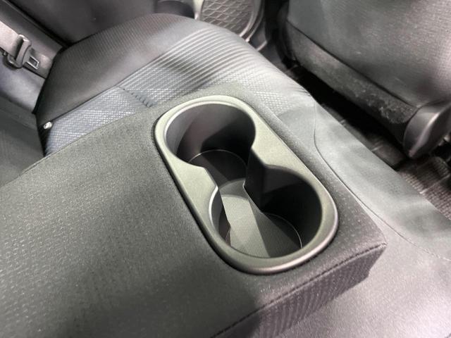 プリウスPHV Sセーフティパッケージ 純正SDナビ 全周囲カメラ 衝突被害軽減システム レーダークルーズ 禁煙車 ドラレコ コーナーセンサー スマートキー LEDヘッド ビルトインETC オートハイビーム 車線逸脱警報 オートライト(61枚目)