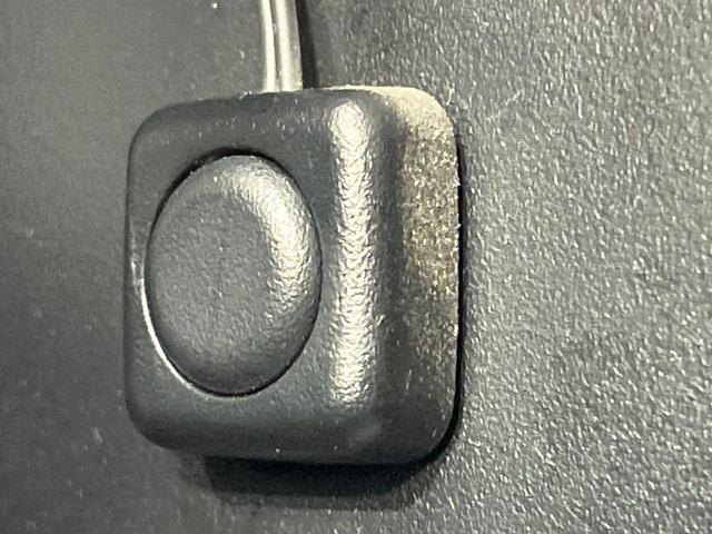 シエンタ Ｇ　純正ＳＤナビ　バックカメラ　衝突被害軽減システム　禁煙車　ドラレコ　コーナーセンサー　スマートキー　ＥＴＣ　オートハイビーム　車線逸脱警報　オートライト　オートエアコン　純正１５インチアルミ（28枚目）