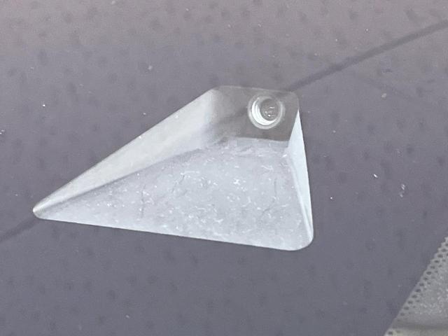 デイズ Ｘ　ＳＤナビ　バックカメラ　衝突被害軽減システム　禁煙車　コーナーセンサー　スマートキー　ＥＴＣ　オートライト　オートエアコン　純正１４インチアルミ　Ｂｌｕｅｔｏｏｔｈ　ＣＤ　ＤＶＤ再生（4枚目）