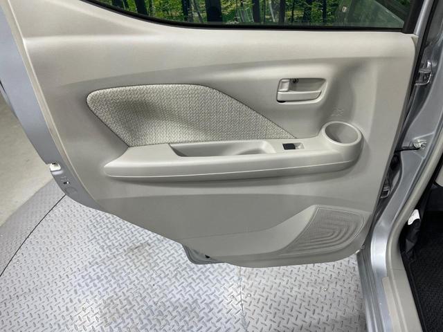 デイズ Ｘ　ＳＤナビ　バックカメラ　衝突被害軽減システム　禁煙車　コーナーセンサー　スマートキー　ＥＴＣ　オートライト　オートエアコン　純正１４インチアルミ　Ｂｌｕｅｔｏｏｔｈ　ＣＤ　ＤＶＤ再生（40枚目）