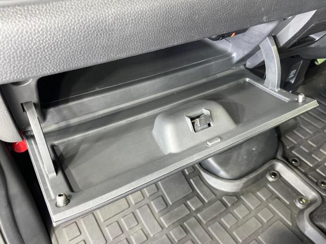 Ｎ－ＢＯＸカスタム Ｌ　両側電動ドア　純正８型ＳＤナビ　バックカメラ　衝突被害軽減システム　禁煙車　ドラレコ　コーナーセンサー　スマートキー　ＬＥＤヘッド　ＥＴＣ　クルコン　車線逸脱警報　オートライト　オートエアコン（34枚目）