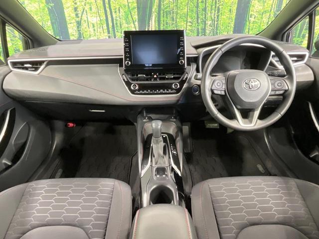 カローラスポーツ ハイブリッドＧ　Ｚ　純正９型ディスプレイオーディオ　バックカメラ　衝突被害軽減システム　レーダークルーズ　禁煙車　コーナーセンサー　ＬＥＤヘッド　ＥＴＣ　オートハイビーム　車線逸脱警報　オートライト　デュアルエアコン（2枚目）