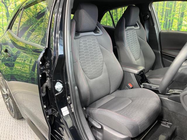 カローラスポーツ ハイブリッドＧ　Ｚ　純正９型ディスプレイオーディオ　バックカメラ　衝突被害軽減システム　レーダークルーズ　禁煙車　コーナーセンサー　ＬＥＤヘッド　ＥＴＣ　オートハイビーム　車線逸脱警報　オートライト　デュアルエアコン（8枚目）