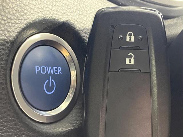 カローラスポーツ ハイブリッドＧ　Ｚ　純正９型ディスプレイオーディオ　バックカメラ　衝突被害軽減システム　レーダークルーズ　禁煙車　コーナーセンサー　ＬＥＤヘッド　ＥＴＣ　オートハイビーム　車線逸脱警報　オートライト　デュアルエアコン（43枚目）