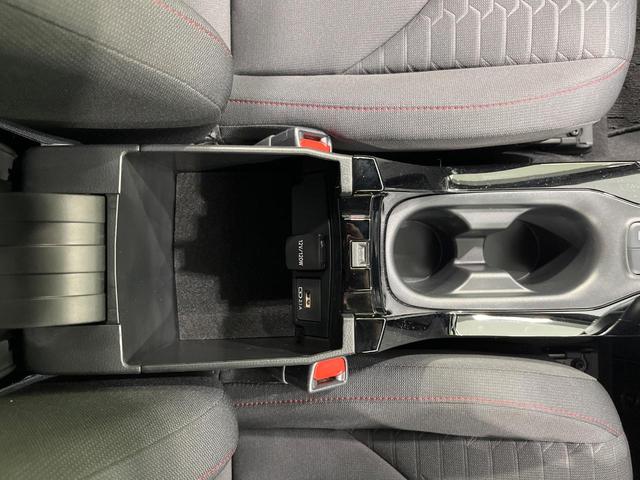 カローラスポーツ ハイブリッドＧ　Ｚ　純正９型ディスプレイオーディオ　バックカメラ　衝突被害軽減システム　レーダークルーズ　禁煙車　コーナーセンサー　ＬＥＤヘッド　ＥＴＣ　オートハイビーム　車線逸脱警報　オートライト　デュアルエアコン（58枚目）