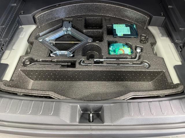 ＲＡＶ４ アドベンチャー　４ＷＤ　ＪＡＯＳエアロ　バックカメラ　衝突被害軽減システム　レーダークルーズ　禁煙車　前席シートエアコン　パワーシート　ドラレコ　コーナーセンサー　ＬＥＤヘッド　ＥＴＣ２．０　オートハイビーム（45枚目）