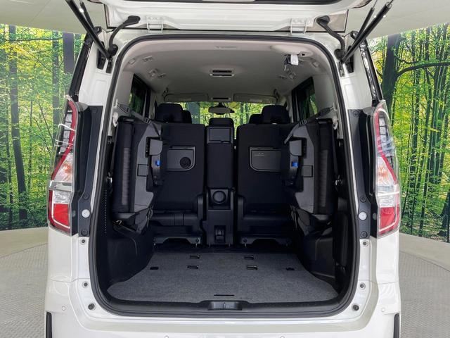 セレナ ハイウェイスターＶ　両側電動ドア　純正１０型ＳＤナビ　全周囲カメラ　プロパイロット　衝突被害軽減システム　レーダークルーズ　禁煙車　ドラレコ　コーナーセンサー　ＬＥＤヘッド　ビルトインＥＴＣ　オートライト　オートエアコン（11枚目）