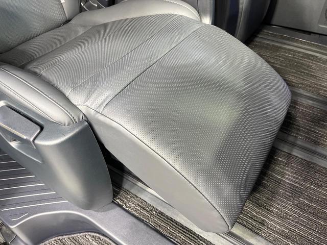 アルファード ２．５Ｓ　Ｃパッケージ　サンルーフ　モデリスタエアロ　純正９型ディスプレイオーディオ　両側電動ドア　１２型後席モニター　バックカメラ　衝突被害軽減システム　　禁煙車　電動リアゲート　前席シートエアコン　前後席パワーシート（36枚目）