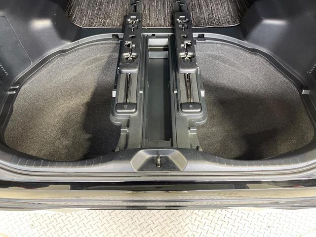 アルファード ２．５Ｓ　Ｃパッケージ　サンルーフ　モデリスタエアロ　純正９型ディスプレイオーディオ　両側電動ドア　１２型後席モニター　バックカメラ　衝突被害軽減システム　　禁煙車　電動リアゲート　前席シートエアコン　前後席パワーシート（47枚目）