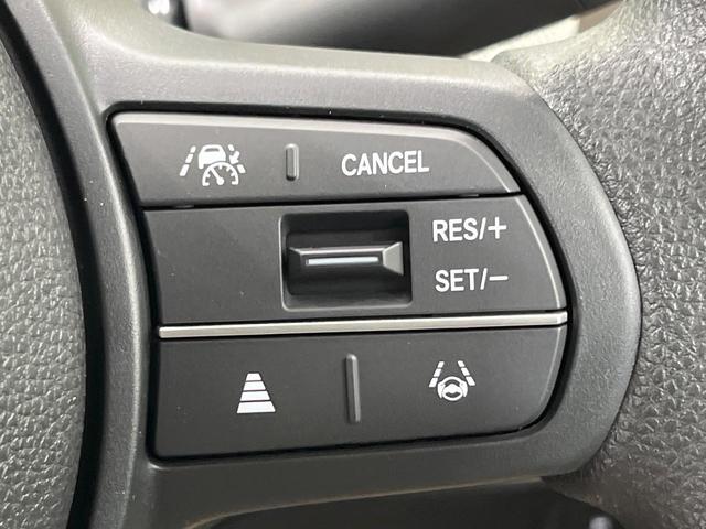 フリード エアー 登録済未使用車 現行 両側電動ドア ホンダコネクトディスプレイ AppleCarPlay Bluetooth バックカメラ 衝突軽減装置 オートホールドブレーキ 6人乗り サンシェード(4枚目)