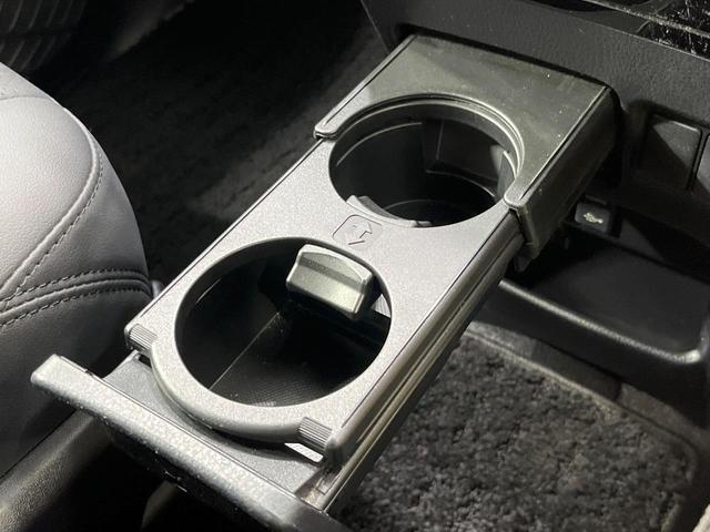 ノア Si ダブルバイビーII 禁煙車 モデリスタエアロ 純正10型ナビ 後席モニター 両側電動ドア バックカメラ ドラレコ ETC LEDヘッドライト フォグランプ 衝突軽減装置 クルコン オート杯ビームアシスト(55枚目)