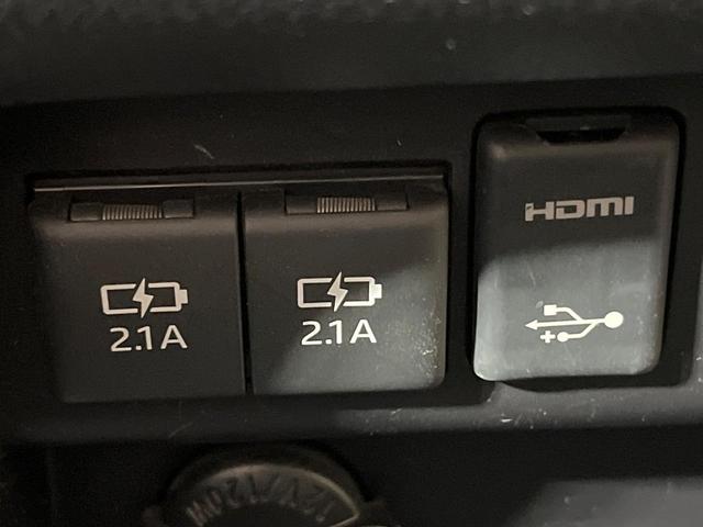 ノア Si ダブルバイビーII 禁煙車 モデリスタエアロ 純正10型ナビ 後席モニター 両側電動ドア バックカメラ ドラレコ ETC LEDヘッドライト フォグランプ 衝突軽減装置 クルコン オート杯ビームアシスト(56枚目)