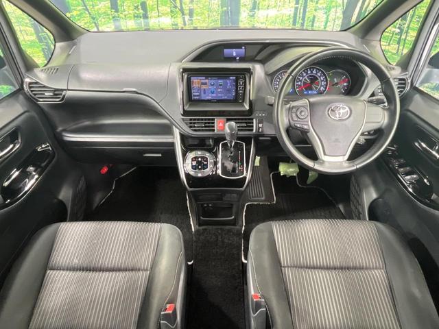 ヴォクシー ZS 煌 両側電動ドア アルパインナビ 後席モニター バックカメラ 衝突被害軽減システム 禁煙車 スマートキー LEDヘッド ビルトインETC クルコン 車線逸脱警報 オートライト デュアルエアコン(2枚目)