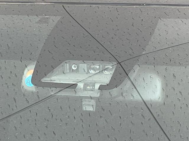 ヴォクシー ZS 煌 両側電動ドア アルパインナビ 後席モニター バックカメラ 衝突被害軽減システム 禁煙車 スマートキー LEDヘッド ビルトインETC クルコン 車線逸脱警報 オートライト デュアルエアコン(60枚目)