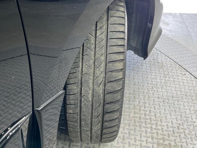 ヴォクシー ZS 煌 両側電動ドア アルパインナビ 後席モニター バックカメラ 衝突被害軽減システム 禁煙車 スマートキー LEDヘッド ビルトインETC クルコン 車線逸脱警報 オートライト デュアルエアコン(62枚目)