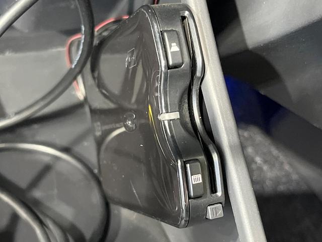 ジムニー ランドベンチャー 4WD SDナビ バックカメラ 禁煙車 ハーフレザーシート シートヒーター ETC 純正16インチアルミ CD 地デジ(5枚目)