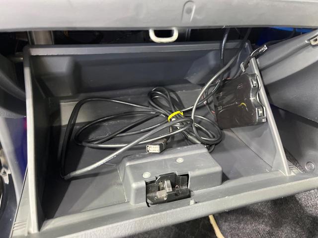 ジムニー ランドベンチャー 4WD SDナビ バックカメラ 禁煙車 ハーフレザーシート シートヒーター ETC 純正16インチアルミ CD 地デジ(22枚目)