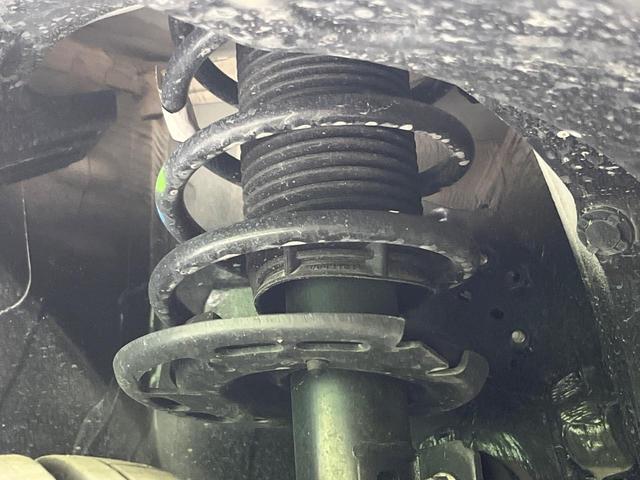 フロンクス ベースグレード　禁煙車　純正メーカー９型ナビ　全周囲カメラ　衝突軽減装置　レーダークルコン　２トーン　ＬＥＤヘッドライト　ＥＴＣ　ドラレコ　ＡｐｐｌｅＣａｒＰｌａｙ　Ｂｌｕｅｔｏｏｔｈ　ハーフレザーシート（20枚目）