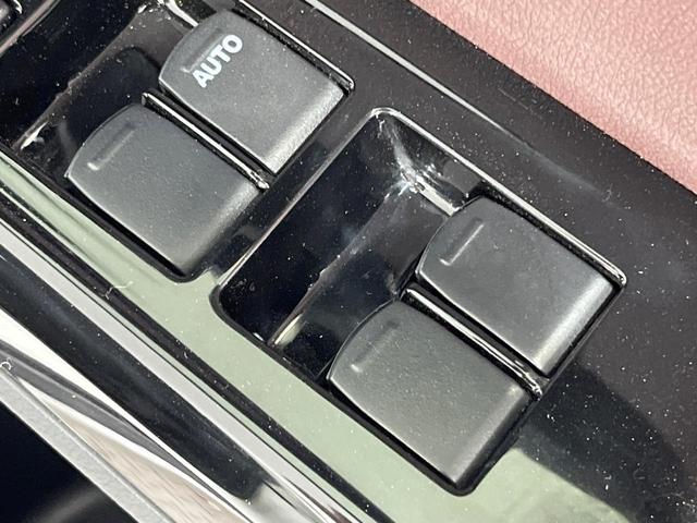 フロンクス ベースグレード　禁煙車　純正メーカー９型ナビ　全周囲カメラ　衝突軽減装置　レーダークルコン　２トーン　ＬＥＤヘッドライト　ＥＴＣ　ドラレコ　ＡｐｐｌｅＣａｒＰｌａｙ　Ｂｌｕｅｔｏｏｔｈ　ハーフレザーシート（32枚目）