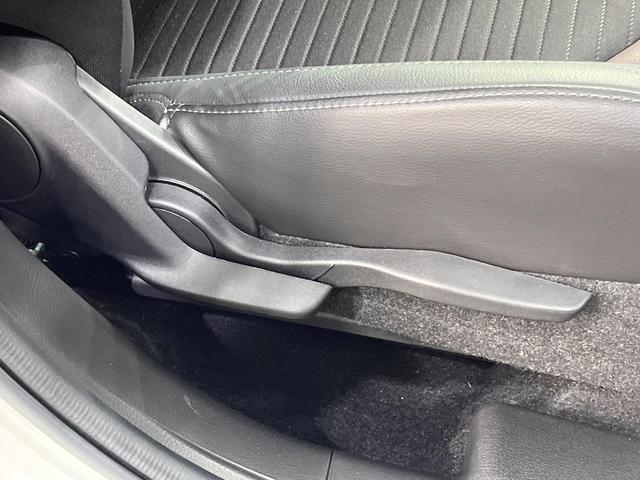 フロンクス ベースグレード　禁煙車　純正メーカー９型ナビ　全周囲カメラ　衝突軽減装置　レーダークルコン　２トーン　ＬＥＤヘッドライト　ＥＴＣ　ドラレコ　ＡｐｐｌｅＣａｒＰｌａｙ　Ｂｌｕｅｔｏｏｔｈ　ハーフレザーシート（33枚目）