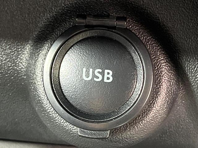 フロンクス ベースグレード　禁煙車　純正メーカー９型ナビ　全周囲カメラ　衝突軽減装置　レーダークルコン　２トーン　ＬＥＤヘッドライト　ＥＴＣ　ドラレコ　ＡｐｐｌｅＣａｒＰｌａｙ　Ｂｌｕｅｔｏｏｔｈ　ハーフレザーシート（50枚目）