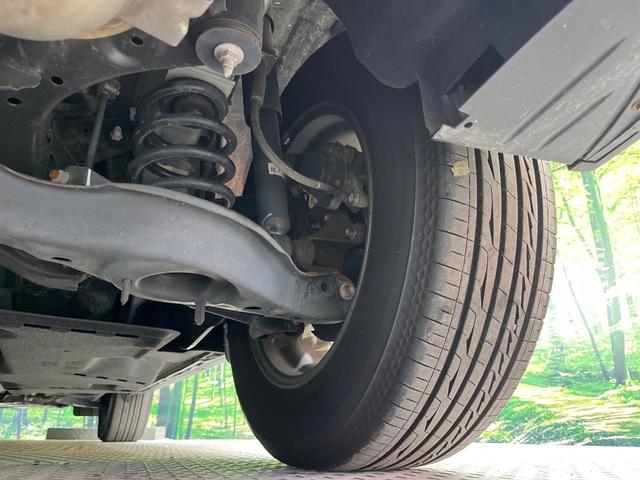 お車を安心してお乗りいただく為には、足回りの定期点検が欠かせません。サービスサポート（有償保証）では無料点検もご提供しており、安心のカーライフをお過ごしいただけるサポート体制が整っています。