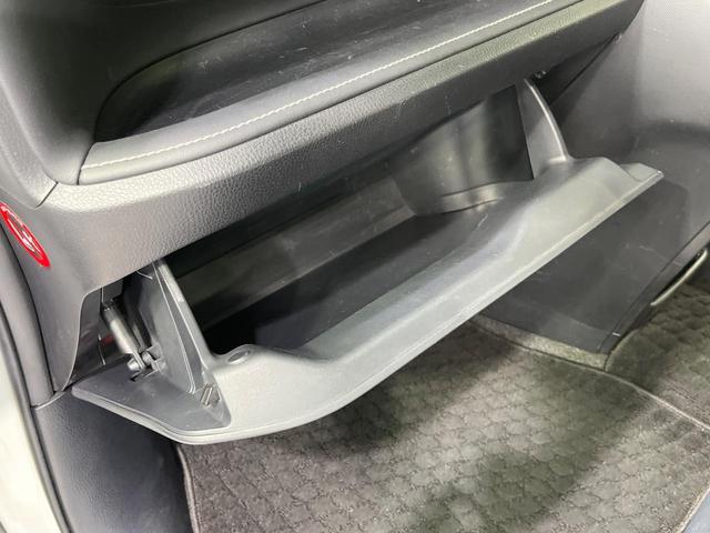 エスクァイア ハイブリッドGi ブラックテーラード 両側電動ドア BIGX9型ナビ 12型後席モニター バックカメラ 衝突被軽減装置 禁煙車 ドラレコ スマートキー LEDヘッド ビルトインETC クルコン オートハイビーム 車線逸脱警報 オートライト(22枚目)