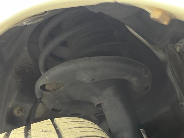 エスクァイア ハイブリッドGi ブラックテーラード 両側電動ドア BIGX9型ナビ 12型後席モニター バックカメラ 衝突被軽減装置 禁煙車 ドラレコ スマートキー LEDヘッド ビルトインETC クルコン オートハイビーム 車線逸脱警報 オートライト(28枚目)