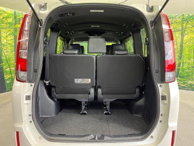 エスクァイア ハイブリッドGi ブラックテーラード 両側電動ドア BIGX9型ナビ 12型後席モニター バックカメラ 衝突被軽減装置 禁煙車 ドラレコ スマートキー LEDヘッド ビルトインETC クルコン オートハイビーム 車線逸脱警報 オートライト(45枚目)