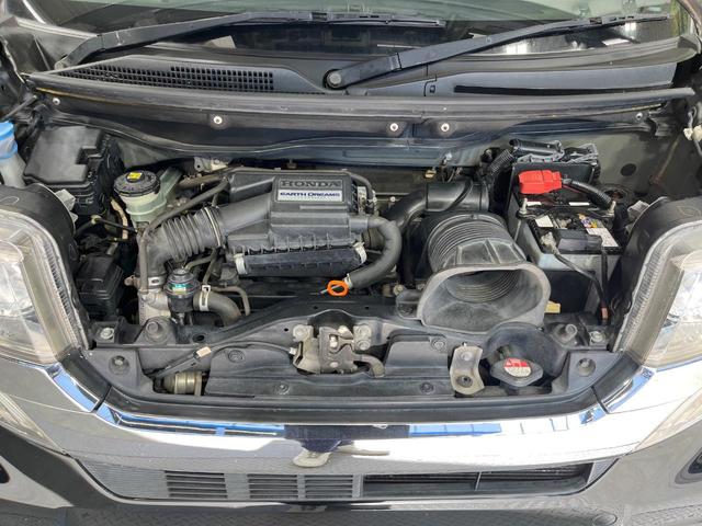 N-BOXカスタム G ターボSSパッケージ 両側電動ドア SDナビ バックカメラ 衝突被害軽減システム 禁煙車 スマートキー HIDヘッド ETC クルコン オートライト オートエアコン 純正15インチアルミ Bluetooth CD(18枚目)