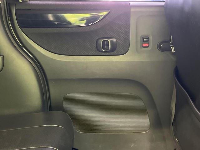 N-BOXカスタム G ターボSSパッケージ 両側電動ドア SDナビ バックカメラ 衝突被害軽減システム 禁煙車 スマートキー HIDヘッド ETC クルコン オートライト オートエアコン 純正15インチアルミ Bluetooth CD(32枚目)