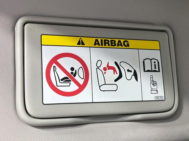 N-BOXカスタム G ターボSSパッケージ 両側電動ドア SDナビ バックカメラ 衝突被害軽減システム 禁煙車 スマートキー HIDヘッド ETC クルコン オートライト オートエアコン 純正15インチアルミ Bluetooth CD(37枚目)