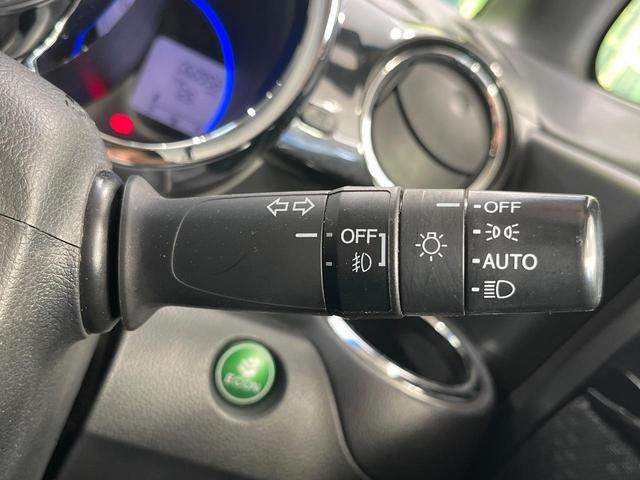 N-BOXカスタム G ターボSSパッケージ 両側電動ドア SDナビ バックカメラ 衝突被害軽減システム 禁煙車 スマートキー HIDヘッド ETC クルコン オートライト オートエアコン 純正15インチアルミ Bluetooth CD(48枚目)