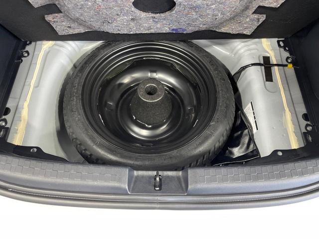 アクア G モデリスタフルエアロ 禁煙車 スマートキー LEDヘッド ETC オートライト オートエアコン 純正16インチアルミ CD 電動格納ミラー 衝突安全ボディ(43枚目)