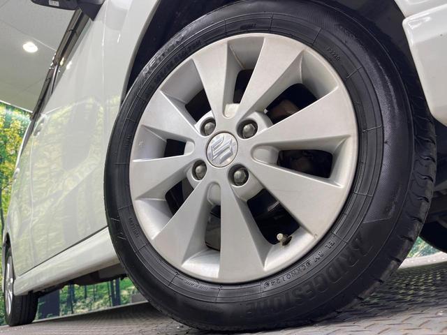【純正１４インチアルミホイール】外観にマッチした純正アルミホイールを装着しております。各種社外アルミホイールや、スタッドレスタイヤも取扱いしております。是非ご相談ください♪