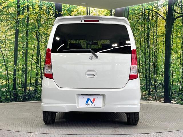 安心の最長１０年・走行無制限保証（有償）をご用意。保証内容も充実はもちろん、無料点検＆オイル交換や、年中無休の全国・２４時間ロードサービスも付帯されておりますのでご安心下さい。