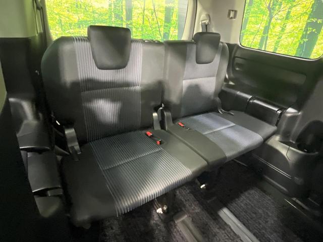 ヴォクシー ＺＳ　煌ＩＩ　両側電動ドア　純正１０型ＳＤナビ　バックカメラ　衝突被害軽減システム　禁煙車　ドラレコ　コーナーセンサー　スマートキー　ＬＥＤヘッド　ビルトインＥＴＣ　オートハイビーム　車線逸脱警報　オートライト（10枚目）