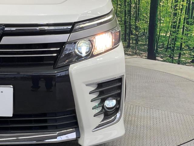 ヴォクシー ＺＳ　煌ＩＩ　両側電動ドア　純正１０型ＳＤナビ　バックカメラ　衝突被害軽減システム　禁煙車　ドラレコ　コーナーセンサー　スマートキー　ＬＥＤヘッド　ビルトインＥＴＣ　オートハイビーム　車線逸脱警報　オートライト（14枚目）