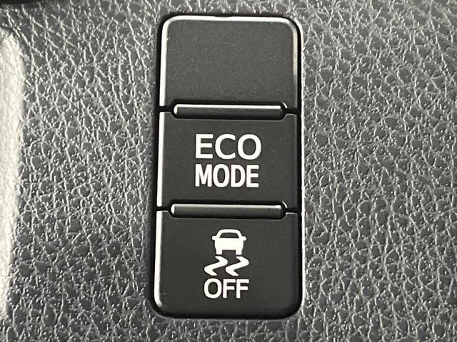 ヴォクシー ＺＳ　煌ＩＩ　両側電動ドア　純正１０型ＳＤナビ　バックカメラ　衝突被害軽減システム　禁煙車　ドラレコ　コーナーセンサー　スマートキー　ＬＥＤヘッド　ビルトインＥＴＣ　オートハイビーム　車線逸脱警報　オートライト（33枚目）