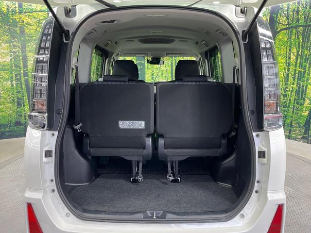 ヴォクシー ＺＳ　煌ＩＩ　両側電動ドア　純正１０型ＳＤナビ　バックカメラ　衝突被害軽減システム　禁煙車　ドラレコ　コーナーセンサー　スマートキー　ＬＥＤヘッド　ビルトインＥＴＣ　オートハイビーム　車線逸脱警報　オートライト（39枚目）